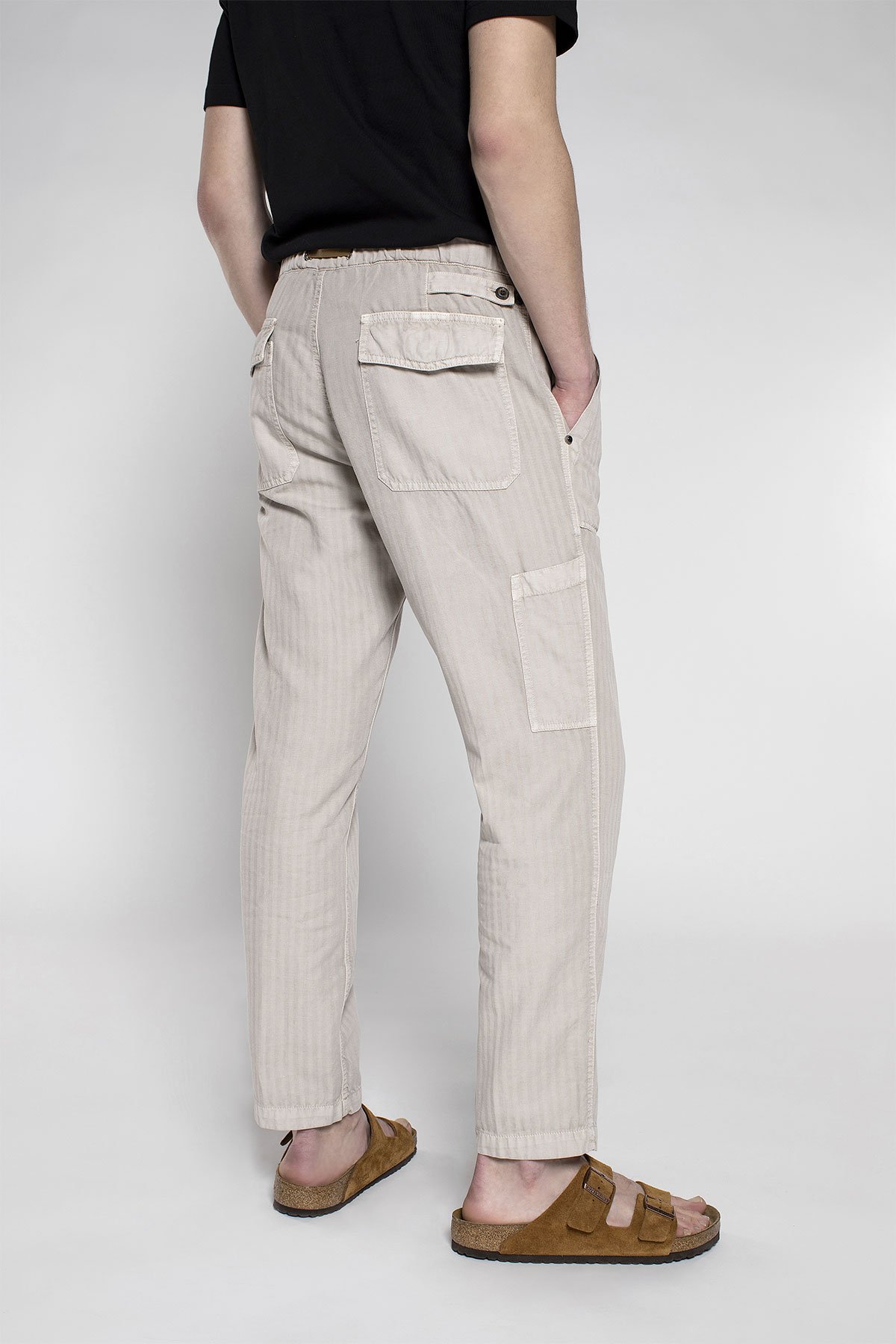 VANS RANGE BAGGY TAPERED ELASTIC WAIST PANT | Khaki Men's Casual Pants |  YOOX